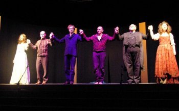 Une troupe de grand talent, au jeu très apprécié par le public./Photo Arvima. Une troupe de grand talent, au jeu très apprécié par le public./Photo Arvima.