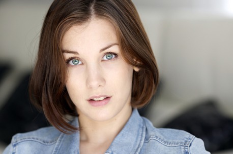 Emma BRAZEILLES Emma BRAZEILLES